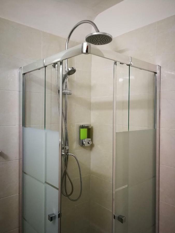 Your Shelter - Private Apartment Бари Екстериор снимка
